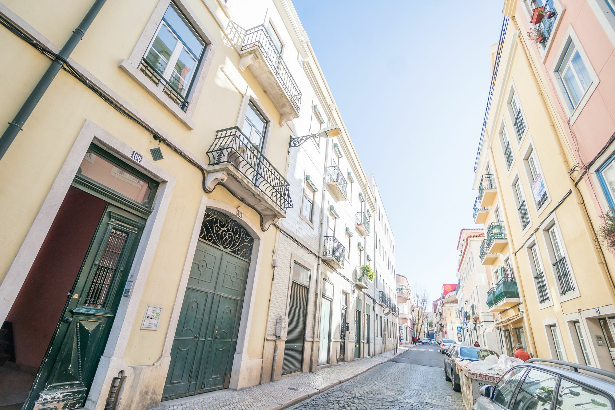 Apartment Jolie Gloria With Terrace Lissabon